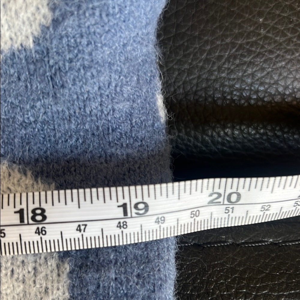 Cider Blue and White Floral Knit Sweater - Picture 7 of 8